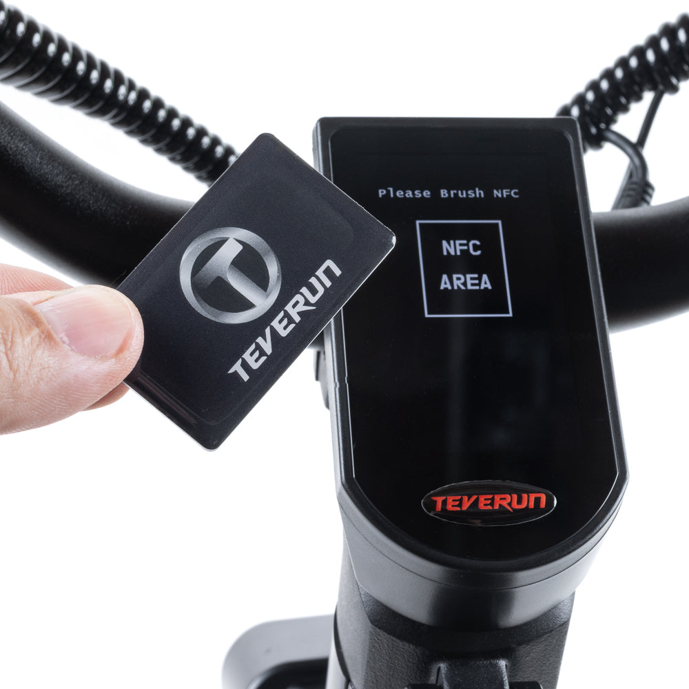 NFC-Bedienfeld des Teverun Fighter Mini Pro eKFV mit Schlüsselanhänger
