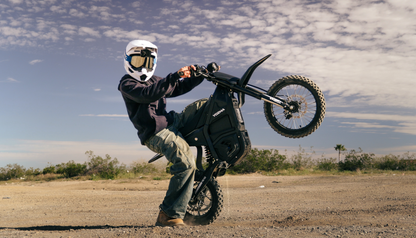 Yozma IN10 Elektro-Dirtbike in Schwarz – zweite Produktansicht